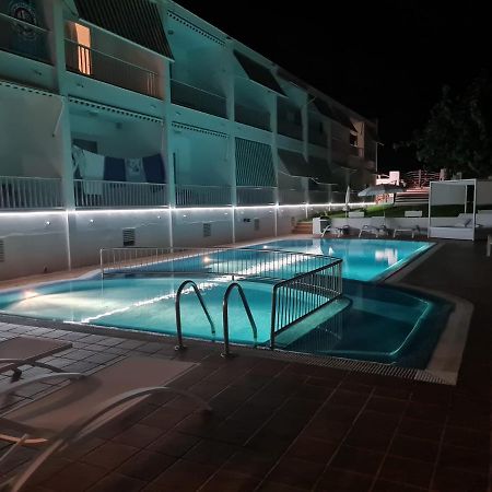 Hostal S'Algaret فورنيلس المظهر الخارجي الصورة