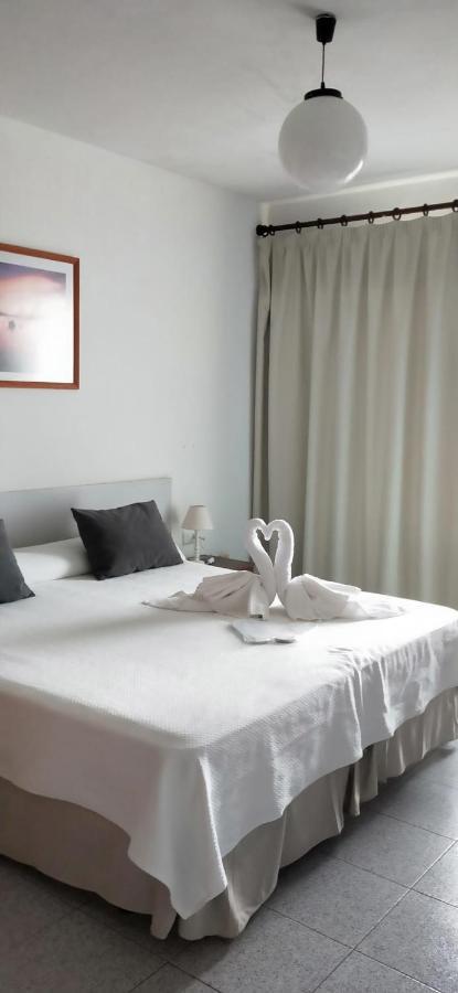 Hostal S'Algaret فورنيلس المظهر الخارجي الصورة