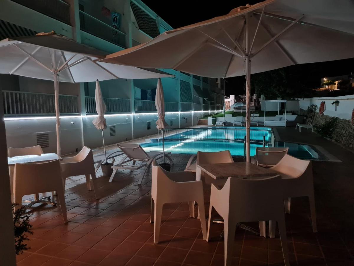 Hostal S'Algaret فورنيلس المظهر الخارجي الصورة