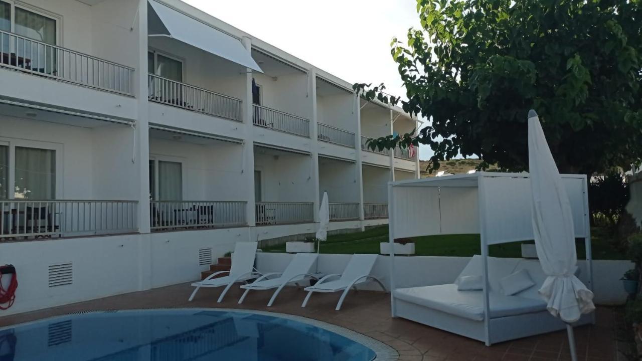 Hostal S'Algaret فورنيلس المظهر الخارجي الصورة