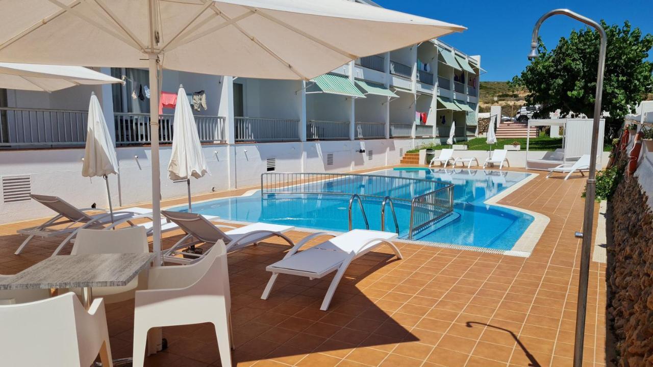 Hostal S'Algaret فورنيلس المظهر الخارجي الصورة