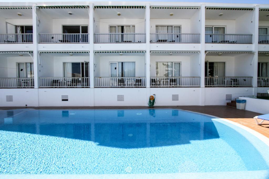 Hostal S'Algaret فورنيلس المظهر الخارجي الصورة